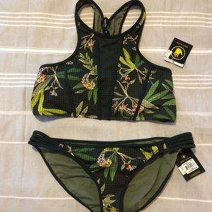 Body Glove Guava Leelo Highneck Bikink Large